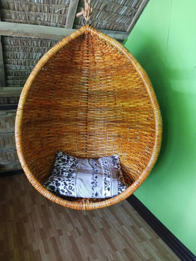 Weeroona Huts Homestay Pacifico San Isidro  エクステリア 写真