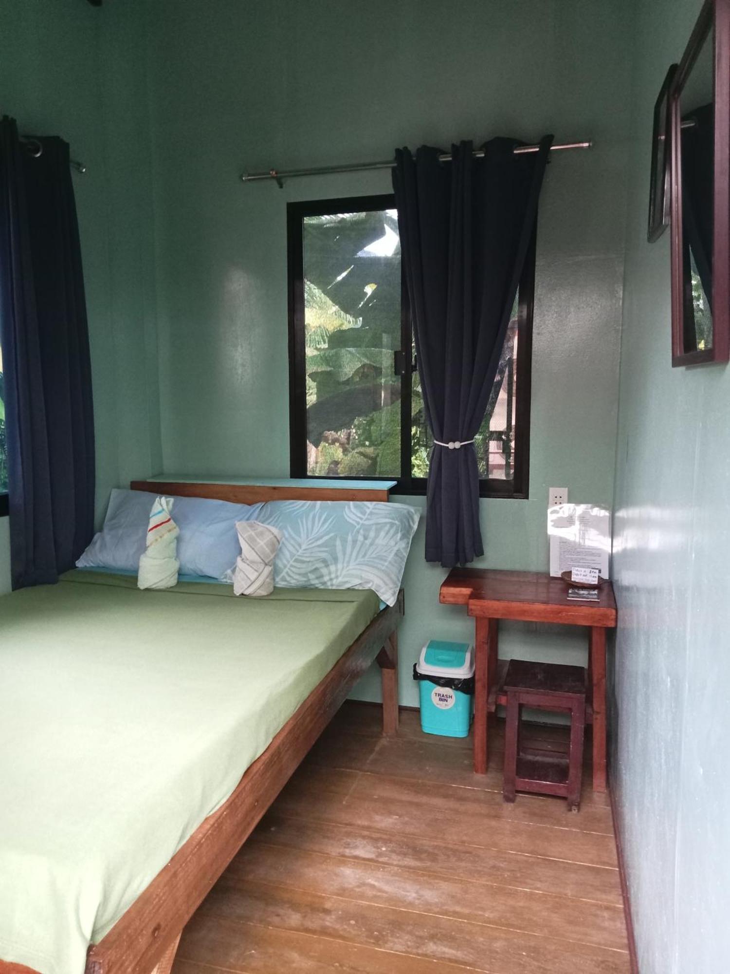 Weeroona Huts Homestay Pacifico San Isidro  エクステリア 写真