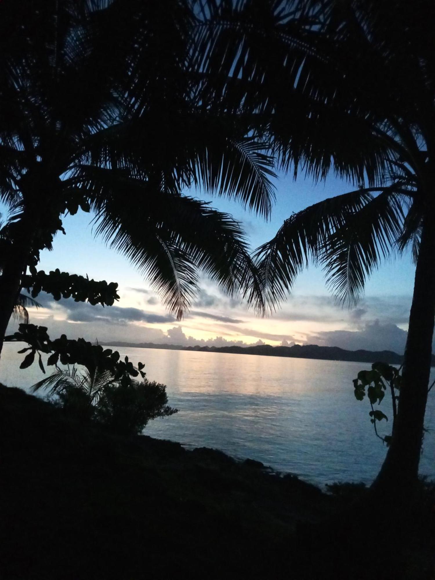 Weeroona Huts Homestay Pacifico San Isidro  エクステリア 写真
